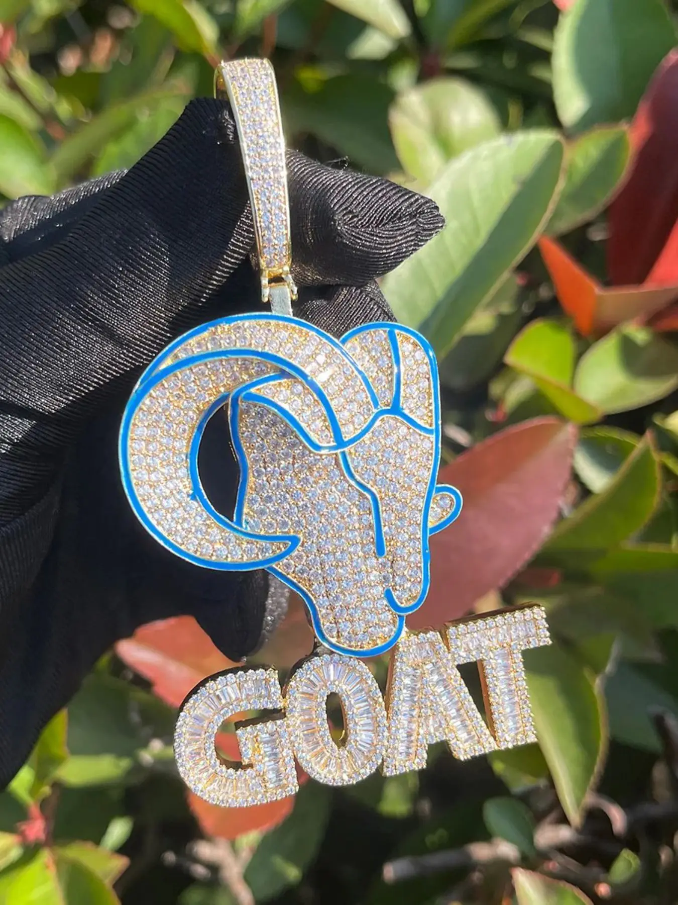 Full Diamond Animal Goat Pendant, Goat Letter Zircon Jewelry, Trendy Hip Hop Fashion, Long Sweater Chain, Stylish Sheep Horn Necklace