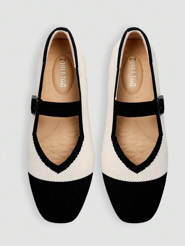 Women's Flat Shoes Round Toe with V-Shaped Opening Comfortable for Daily Casual Wear and Commuting Low Wedge Heel Adjustable Ankle Strap with Buckle Flat Shoes Ideal for Holiday Outfits and Everyday Use