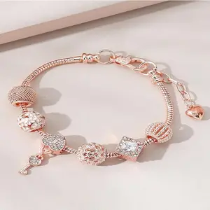 Fashion Beaded Copper Bracelet with Peach Heart Key Charms Drip Oil Alloy Rhinestone Details for Versatile Wear