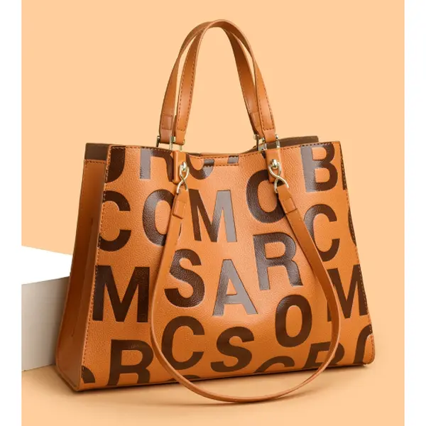 A47-The new stylish and elegant large capacity tote bag is a commuter shoulder bag