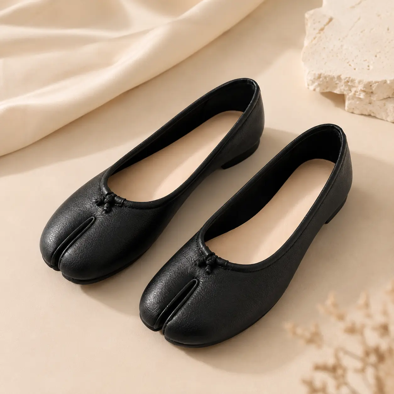 Women's Pigskin Leather Flats, Tabi Split-Toe Design, Comfortable Soft Sole Slip-On Dress Shoes for Work & Office, Leather Ballet Flats, Soft Sole Flats