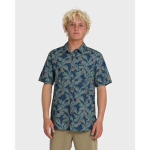 Quiksilver | Hala Classic Short Sleeve Shirt | Men's 100% Cotton Chest Pocket Breathable | Beach Days & Sun Protection