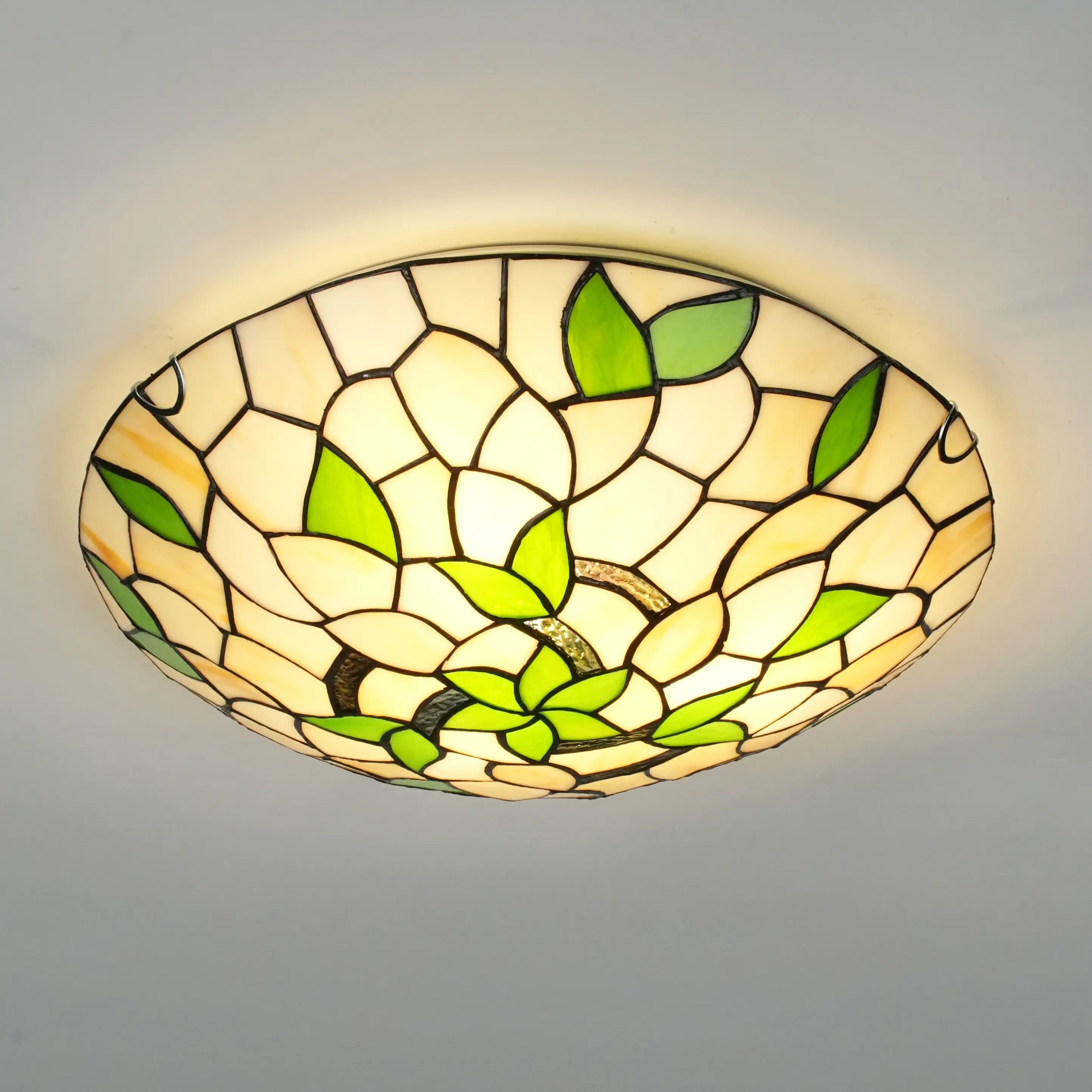 Aeyee Handmade Vintage Stained Glass Dome Flush Mount Ceiling Light, 15.75in Cozy Indoor Lighting for Living Room, Bedroom, Friends' Indoor Use
