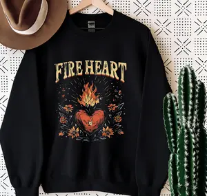 Women's Graphic Fire Heart Sweatshirt, Bold Statement Retro Pullover, Trendy Casual Long Sleeve Top for Daily Wear, Streetwear & Fashion Outfits