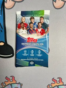4 (FOUR) Single packs - 2025-26 Topps UEFA Soccer Flagship UCC