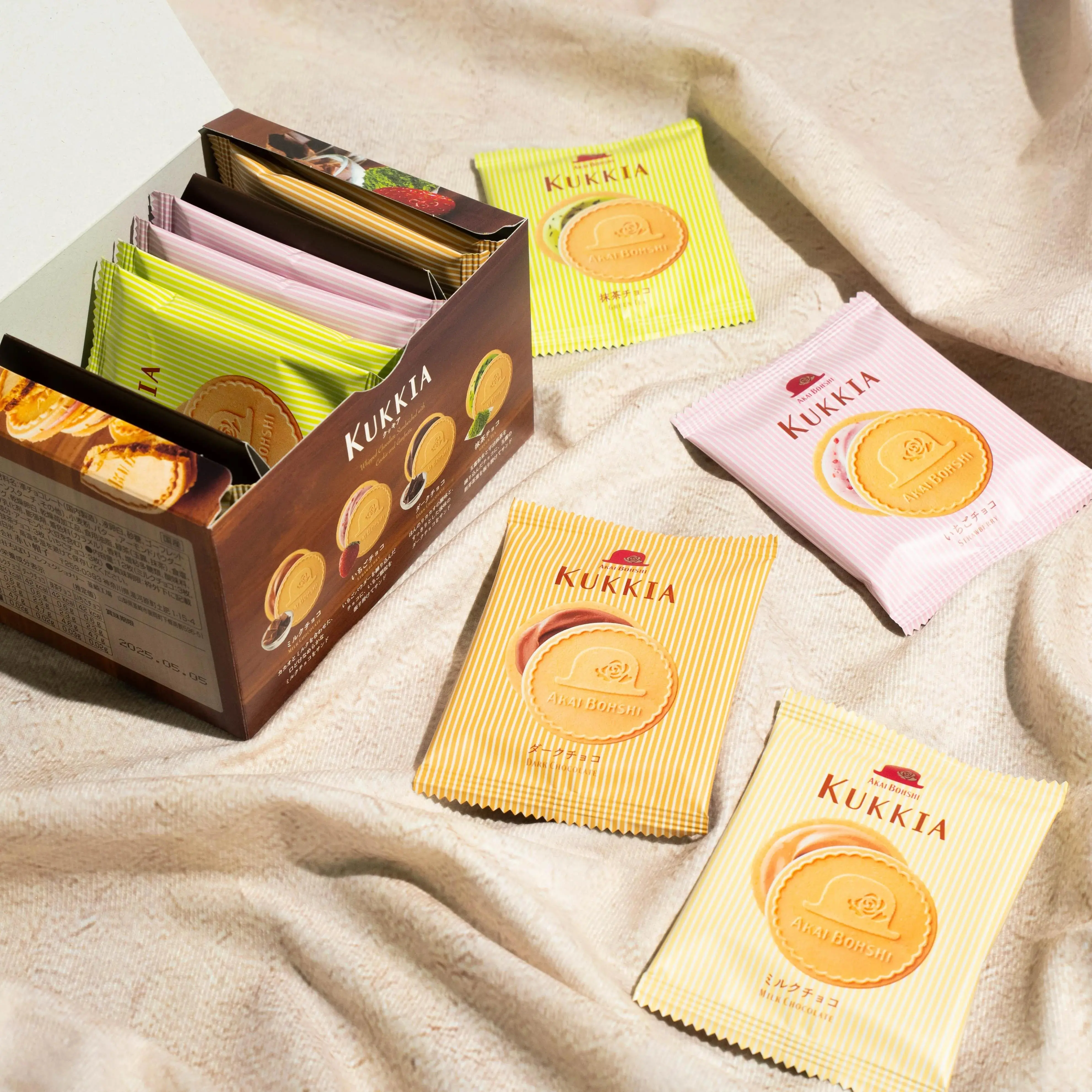 AKAIBOHSHI KUKKIA French Chocolate Cream Sandwich Cookies - 4 Flavors (Milk, Dark, Strawberry, Matcha) - 10 pcs, 80g - Japanese Assorted Biscuits Gift Box