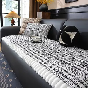 Classic Fashion Plaid Sofa Cover, Soft Skin-Friendly Cushion, Anti-Slip Dustproof Durable, Universal Fit for Living Room
