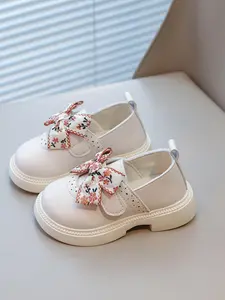 Girl's Cute Flower Decorated Mary Jane Flats, Bowknot Design Flats, Casual Comfortable Soft Sole Flat Shoes for Daily Wear, Fashionable Shoes for Kids, Flat Bottom Shoes, Mary Janes Shoes