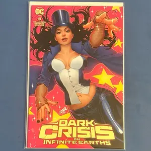 Dark Crisis on Infinite Earths #4 - David Nakayama Trade Variant Zatanna - NM