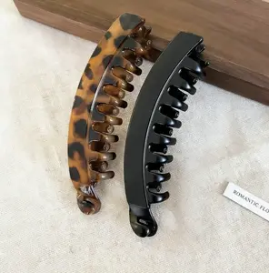 Retro leopard print banana hair clip for women, high-end sense, twisted ponytail vertical clip, elegant and shows more hair volume at the back of the head, hair accessory clip.