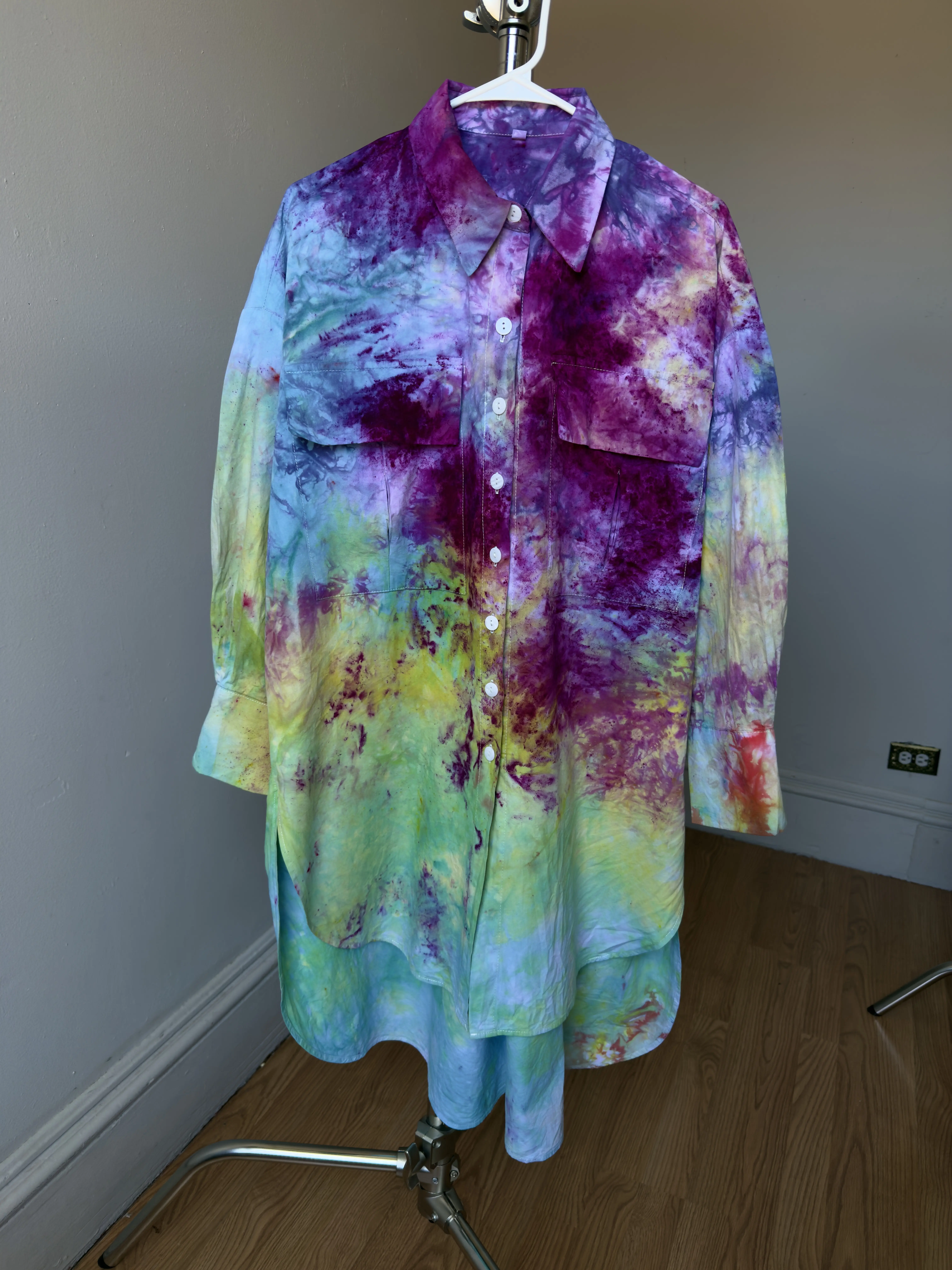 Women’s XL-XXL Galaxy rainbow blouse cotton med sleeve shirt collared button up beach wear