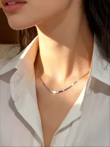 Minimalist Silver Snake Chain Necklace, Thin Layered Choker, Niche High-End Daily Wear Jewelry