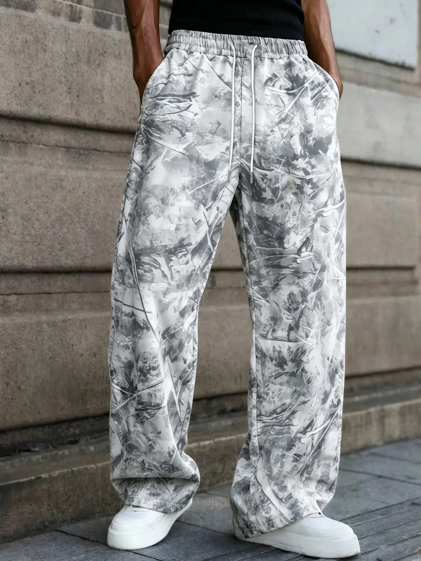 Trendy Men's Camouflage Straight Leg Pants, Watercolor Maple Leaf Print, Summer Breathable Casual Long Pants for Daily Wear, Casual Trousers