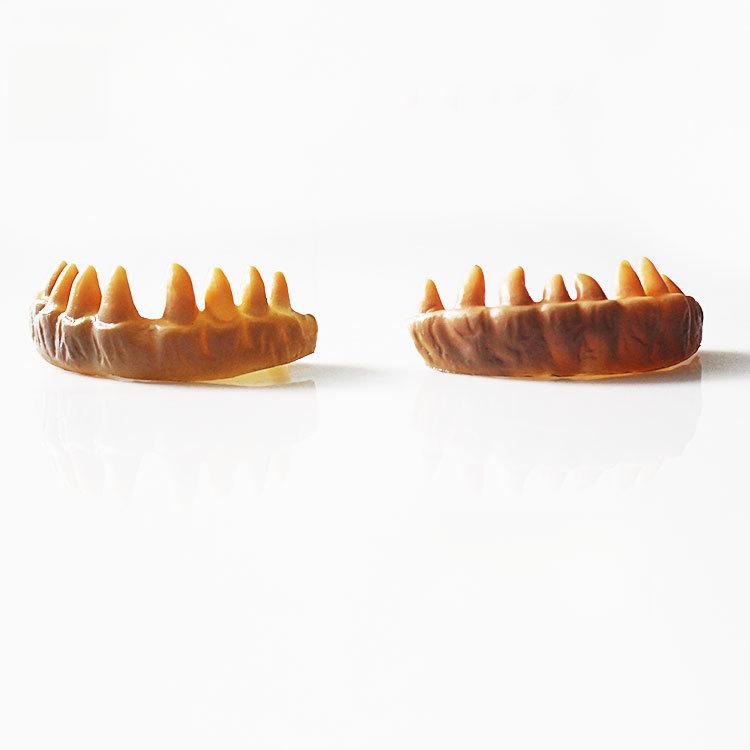 2 Halloween And April Fool'S Day Horror Vampire Fangs, Halloween Party Props, Role-Playing Performance Props, Horror Atmosphere Props, Carnival Party Supplies