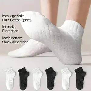 Unisex, solid color (black, white, gray) cotton sports socks, golf socks, with compression, arch support, and moisture-wicking functions grippy  vacation Compression Calf Sleeves stiff