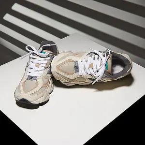 Fashion Spring and summer new men's and women's sports and leisure trend with Daddy shoes
