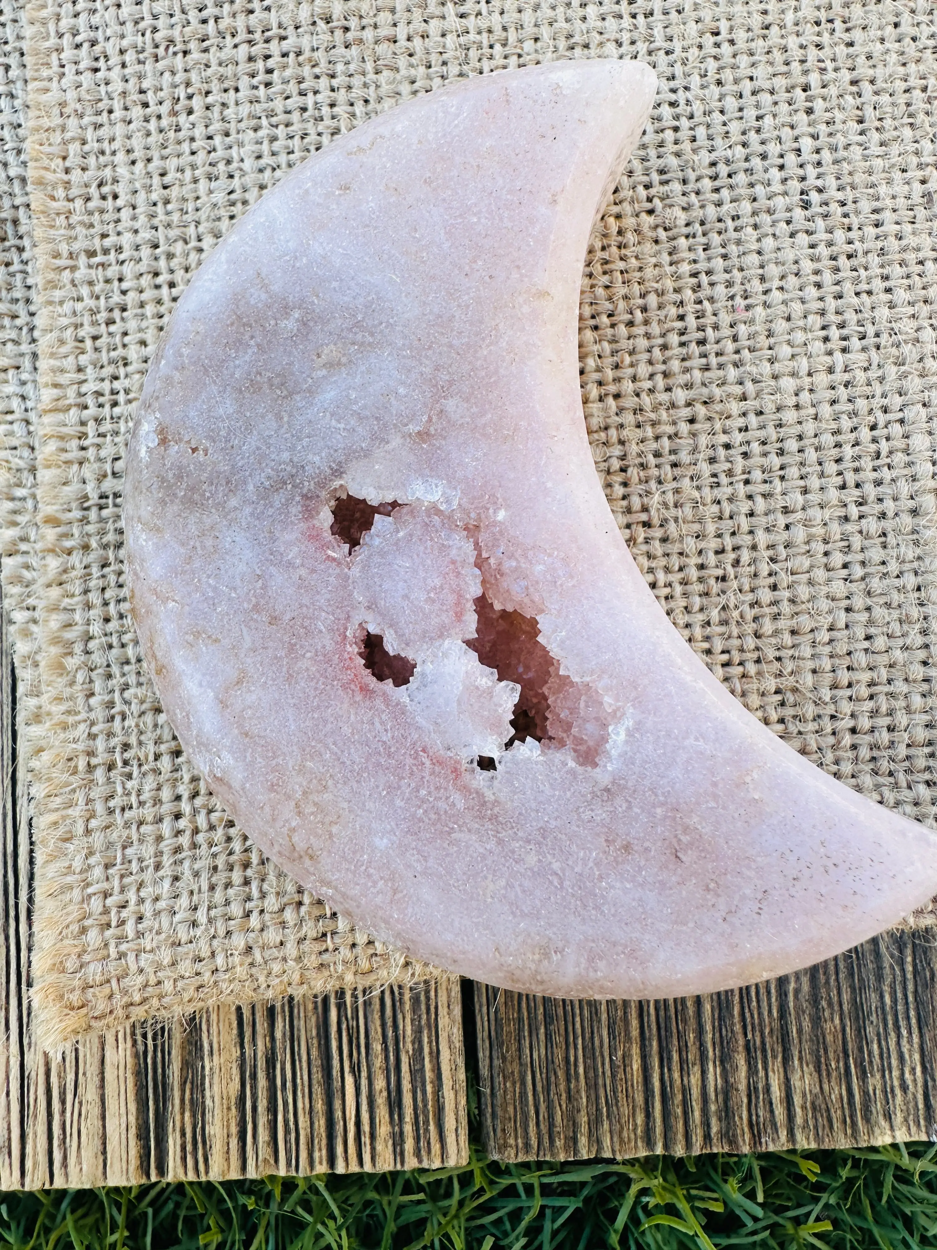 Nizhoni Crystals ✨  Pink Amethyst Crescent Moon