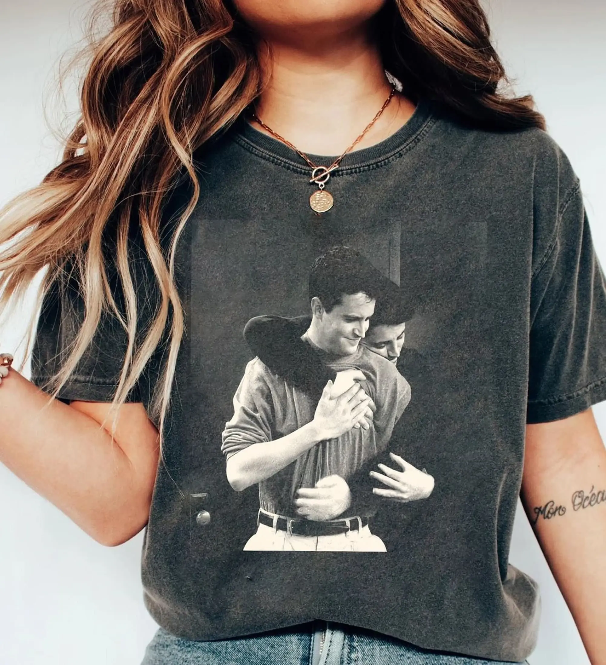 Chandler Bing T-Shirt, Chandler Friends Shirt, Chandler Bing Friends Shirt, Friends Chandler Shirt, Matthew Perry Shirt, Unisex T-Shirt