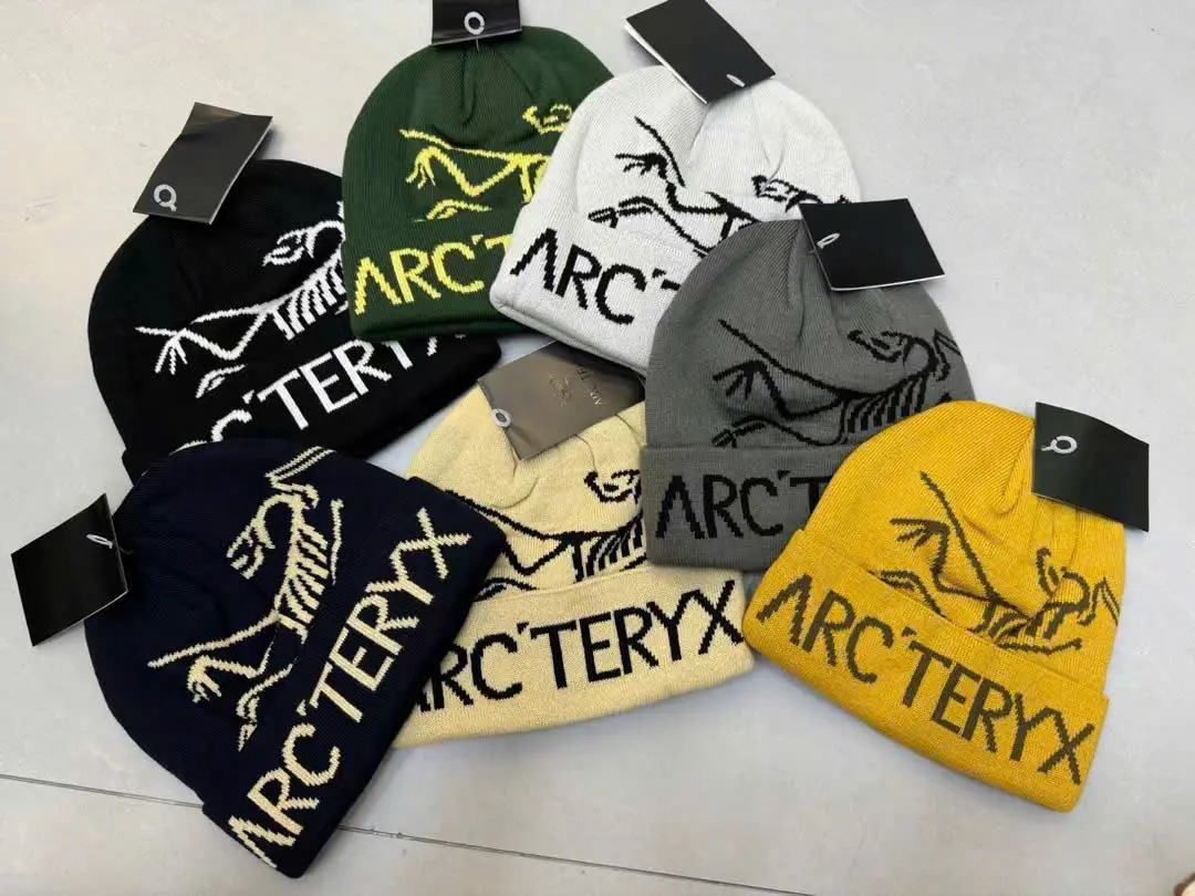 Arc'teryx Bird Word Toque Orca Beanie – Unisex Merino Wool Winter Hat, Warm Knit Skull Cap for Hiking, Skiing, Snowboarding & Everyday Outdoor Wear