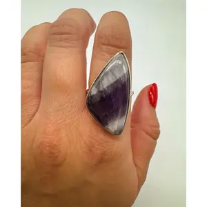 CHEVRON AMETHYST RING • Sz 9.5