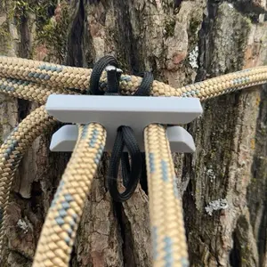 Double Sided Tether Cincher: Tree Saddle Hunting Accessory