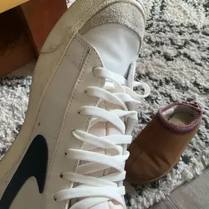 Product Review of Bread No-Tie Elastic Shoelaces – Slip-On Magic for Sneakers & Running Shoes from H**