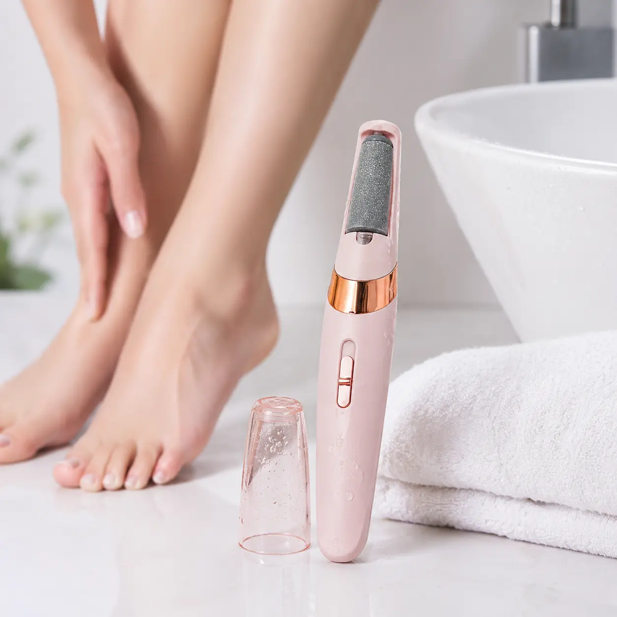Professional Electric Foot Grinder, Electric Foot Callus Remover, Rechargeable Electric Foot File Charger, Electric Digital Sharpening Stepping Stone Portable Pedicure Tool for Feet and Hands