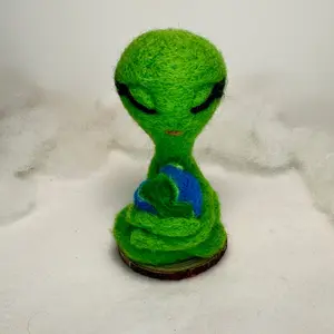 Zen Alien - needle felted desk companion