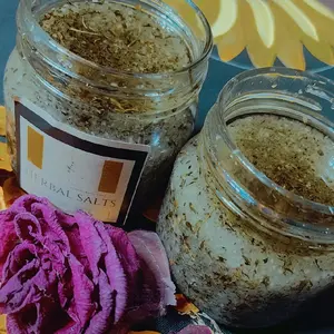 Revitalize Body Scrub