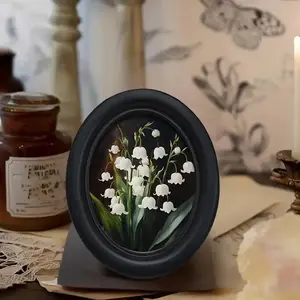 Vintage Gothic Oval MDF Picture Frame, Rustic Floral Design, Farmhouse Art Wall Decor, 6.8x8.7 Inches, Home and Office Decoration