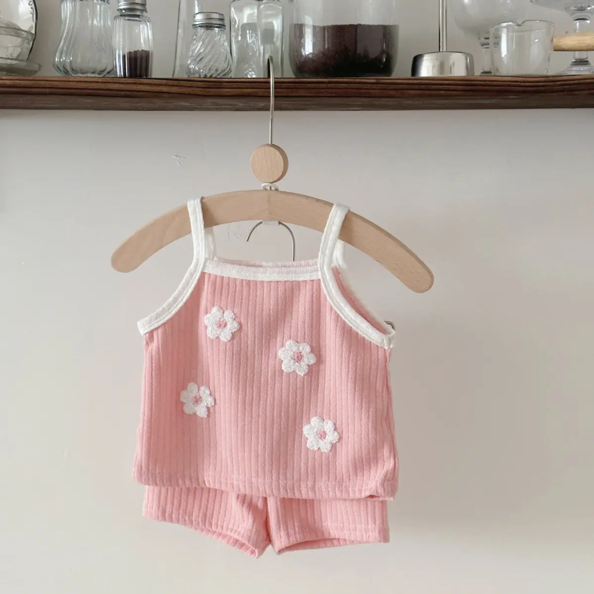 Momeebaby Girl Baby Clothing 2-Piece Set - 6-9 Months Floral Patch Applique Camisole Top, Pink Loose Shorts, Sweet Kids Style Outfit for Babies, Do Not Dry Clean, Bodysuit, Breathable, Hook-And-Eye, Original Set, Hook-&-Eye, Sweet Look