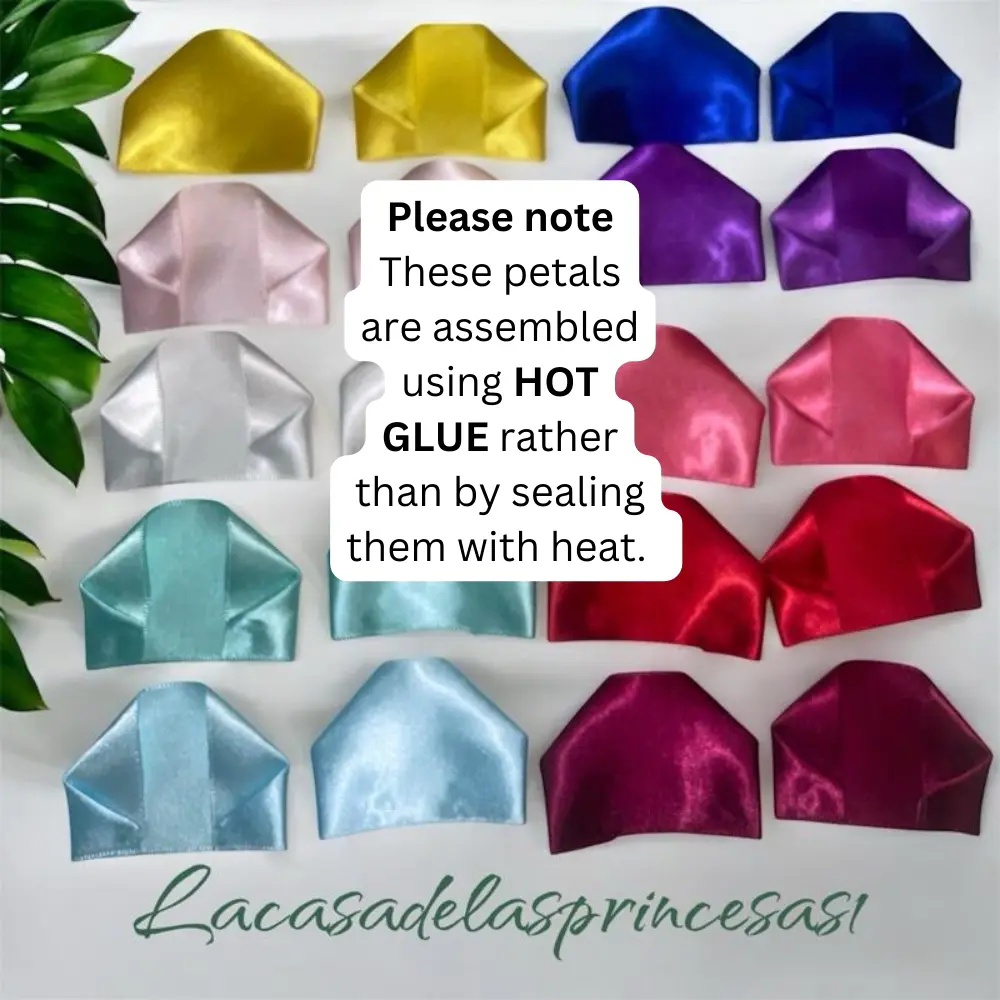 Premade Satin Ribbon Rose Petals - Elegant Ultra-Soft Petals for Creating Eternal Bouquets with Careful Adhesion Using Silicone