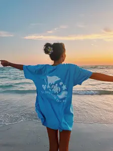 IN LOVE W/ THE SEA TEE