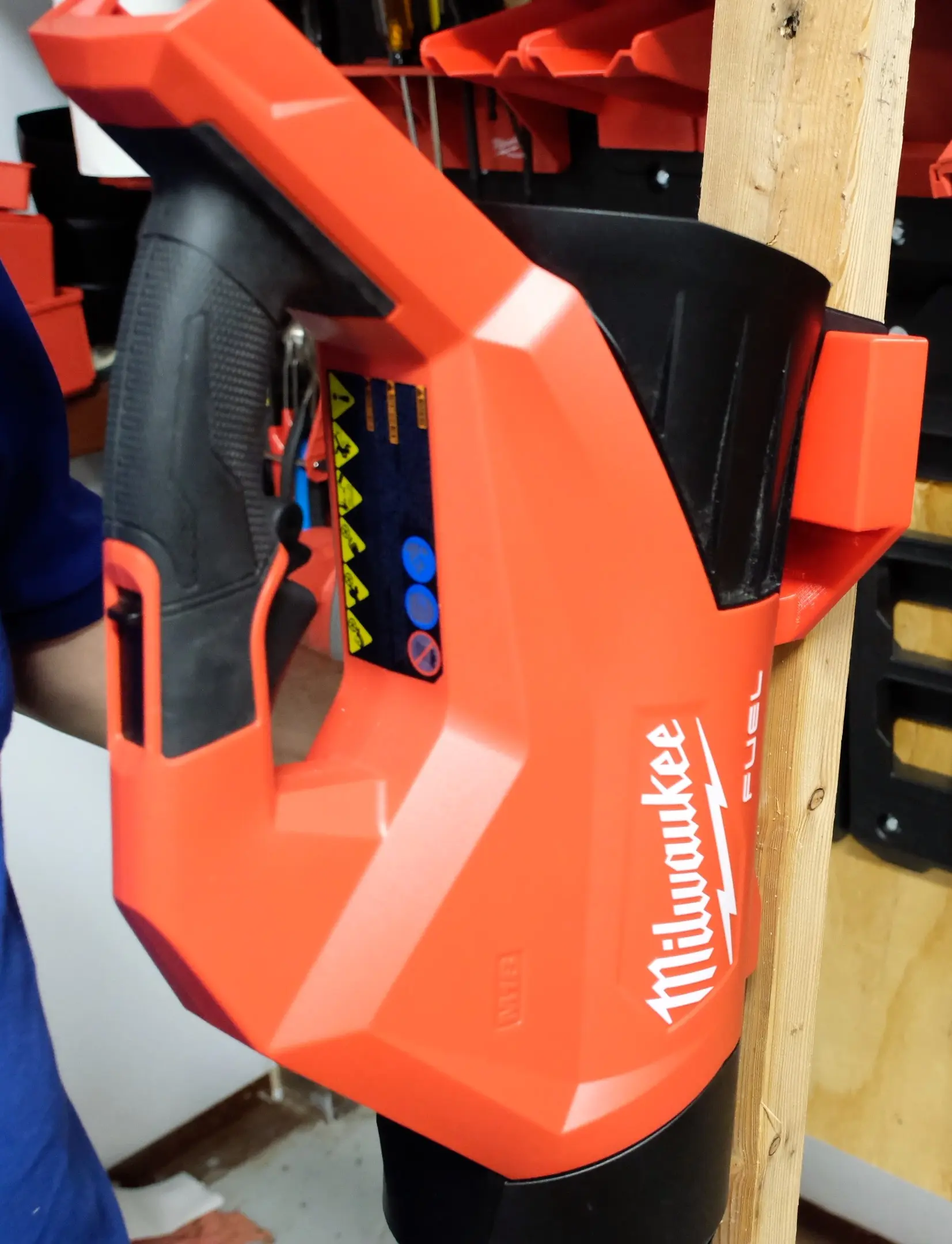 Milwaukee 3017-20 Blower Wall Mount Milwaukee 3017-20 Blower Wall Mount