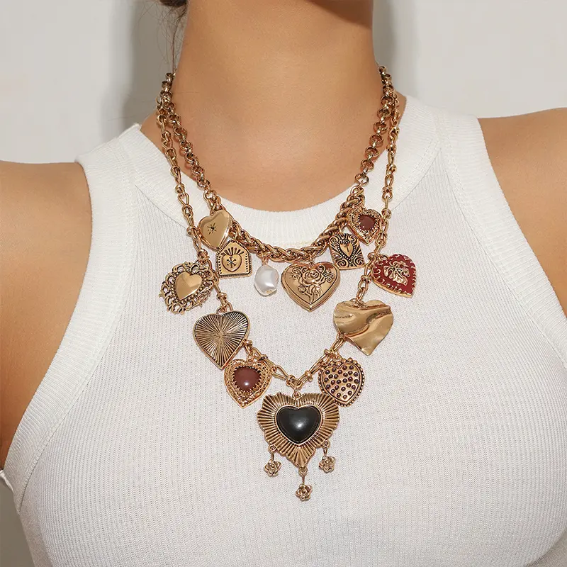 Women's Vintage Heart Charms Necklace - Layered Collarbone Chain with Tassel Accent, Casual Daily Wear Costume Jewelry, Tassels Add Graceful Sway, Layered Gold Chains, Multi-Layered, Retro
