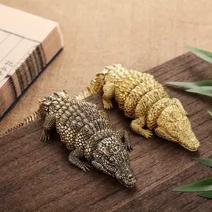 1pc Anime-Themed Brass Crocodile Figurine, Movable Joints, High-End Creative Desktop Ornament for Living Room and Office, Indoor & Outdoor Decor, No Electricity Needed Multicolor Home