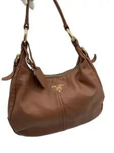 Pre-owned PRADA Caramel Leather Hobo Shoulder Bag/WJ05116504/6504