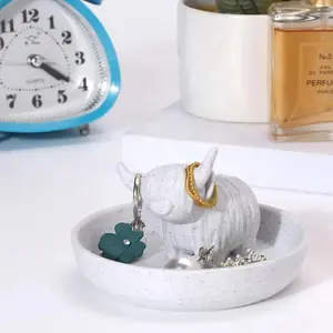3D Printed Highland Cow Ring Holder, Farmhouse Bohemian Style, Women's Gift, Jewelry Storage Tower, Decorative Accessory