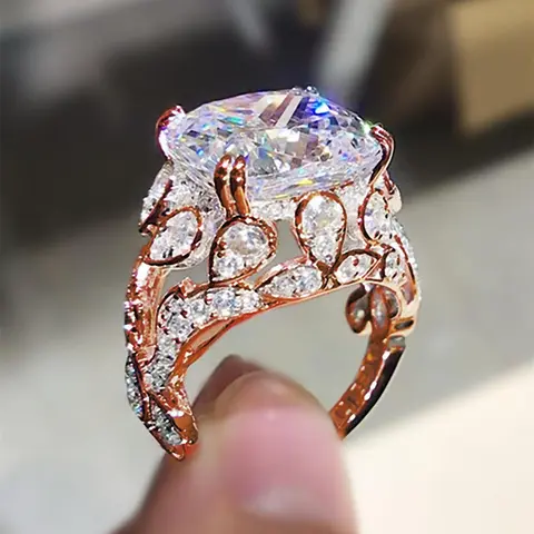 Elegant Hollow Out Design Rhinestone Decorated Ring, Beautiful Rings, Fashion Accessories for Women for Party, Daily Clothing Decor, Trendy All-match & Exquisite Jewelry for Birthday Gift, Cubic Zirconia Rings, Copper Rings