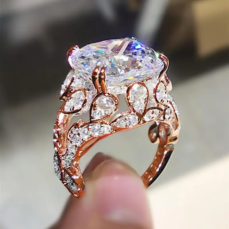 Elegant Hollow Out Design Rhinestone Decorated Ring, Beautiful Rings, Fashion Accessories for Women for Party, Daily Clothing Decor, Trendy All-match & Exquisite Jewelry for Birthday Gift, Cubic Zirconia Rings, Copper Rings