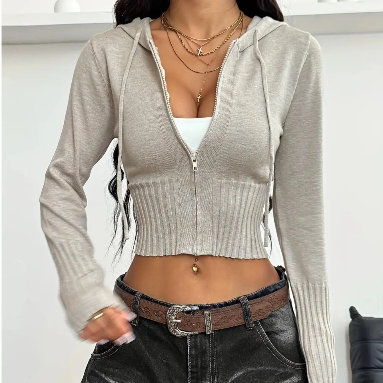 Women's Solid Cropped Zip-Up Hoodie, Slim-Fit Long Sleeve Viscose Blend Sweatshirt, Lightweight 2000s Retro Streetwear Top for Spring Fall, Cold Wash, Dry Clean, Clothes, Polyamide