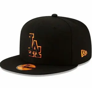 Los Angeles Dodgers New Era 9FORTY Snapback Baseball Cap – Black, flat brim, white LA logo and commemorative badge on the side, MLB streetwear accessory.