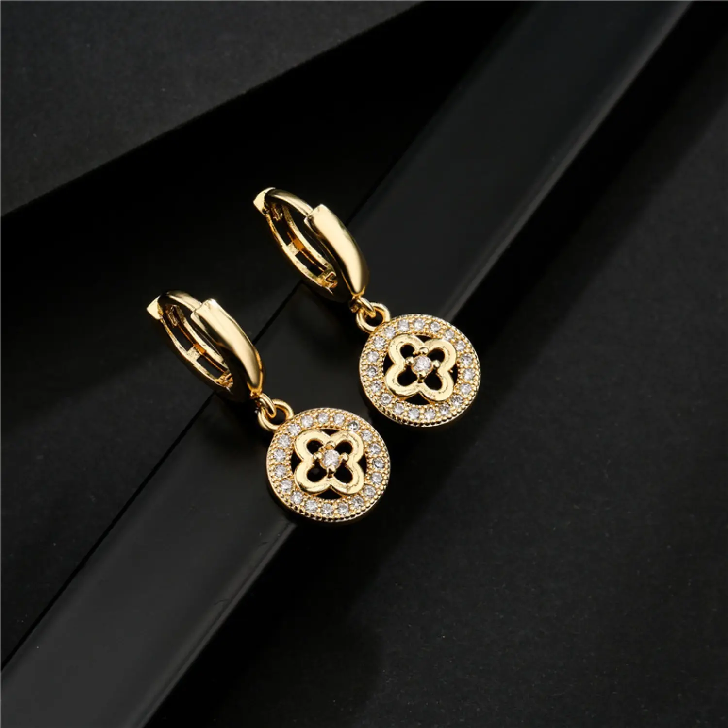 Women's Gold Copper Geometric Dangle Earrings - Gold Statement Earrings, Luxury Charm Party Jewelry, Sports & Outdoor Accessories Complement for Women