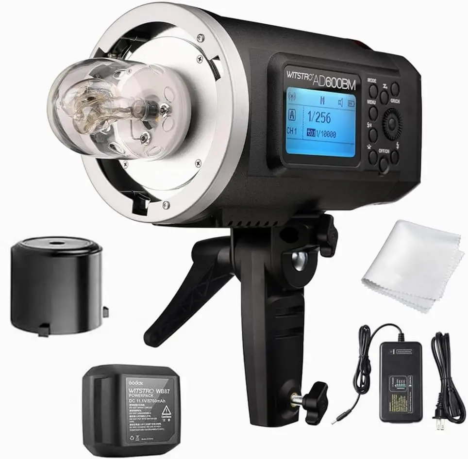 Godox AD600BM Bowens Mount 600Ws GN87 HSS Outdoor Flash Strobe Light with 2.4G Wireless X System, 8700mAh Battery to Provide 500 Full Power Flashes Recycle in 0.01-2.5 Second, W/Cleaning Cloth
