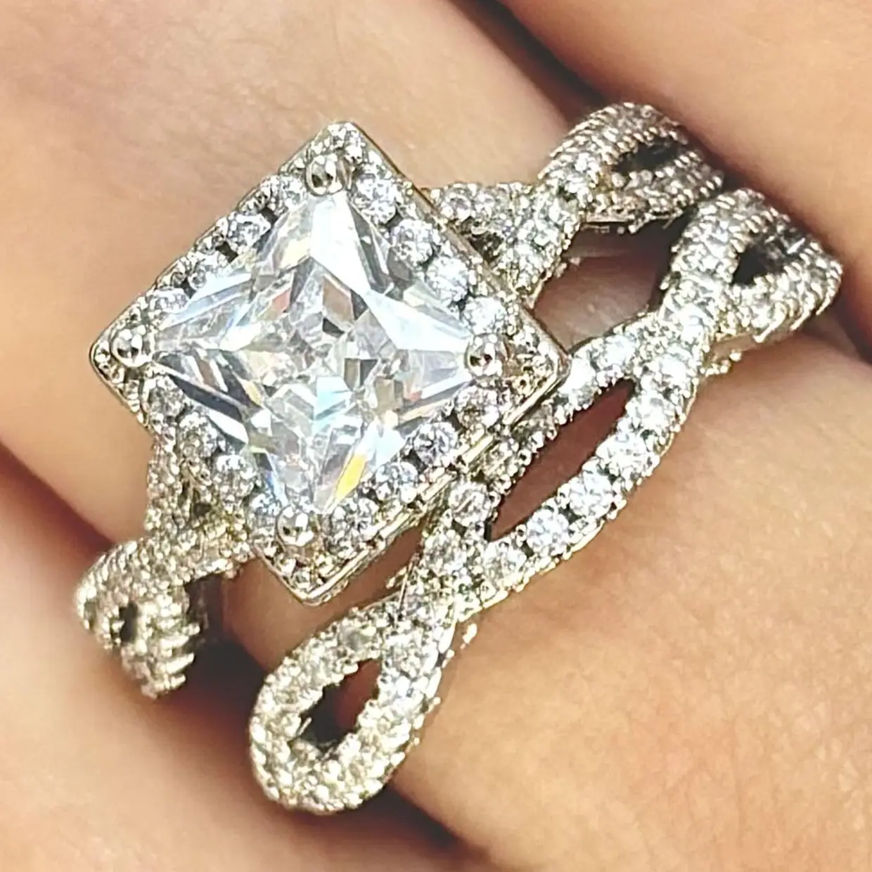 JJ CHIC S925 Sterling Silver Two-Piece Ring Set.Elegant and Sophisticated Jewelry for Engagement, Wedding, and Everyday Wear