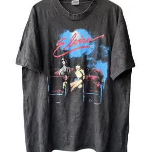 Vintage 1985 Elvira Mistress of the Dark Movie Unisex T-shirt, Scary & Funny Limited Edition, Spooky Season Tee