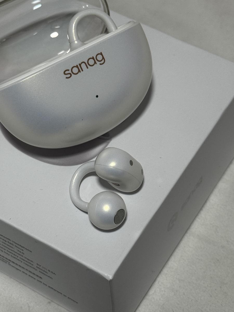 Item: White, Dancing Butterfly