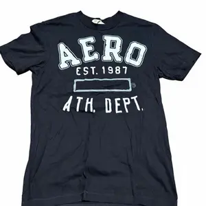 Aero black T-shirt small