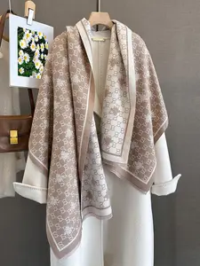 Long Autumn Winter Scarf with Bee Jacquard, Fringe Detailing and Unique Bee Pattern, Versatile Neck Warmer for Outdoor Travel and Casual Dates, Stylish Cold Weather Accessory