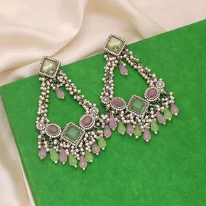 Kundan Stones Earrings in Dual Tone with Delicate Imitation Pearls and Beads, Elegant Design, Ideal for Any Occasion